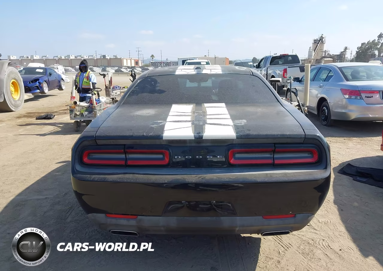 2015 Dodge Challenger Sxt VIN:2C3CDZAG6FH782508 - 16