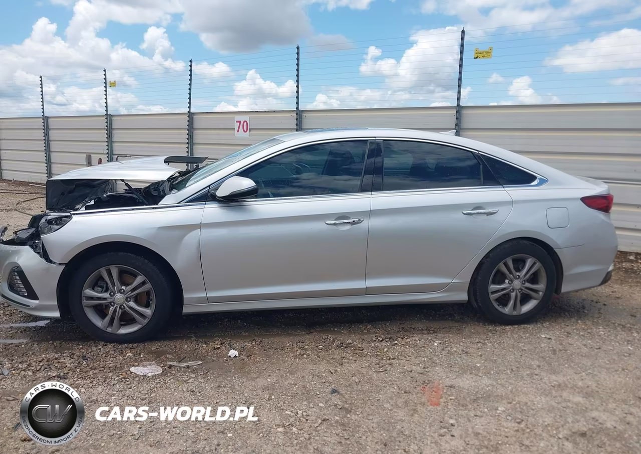 2018 Hyundai Sonata Limited VIN:5NPE34AF5JH724214 - 14