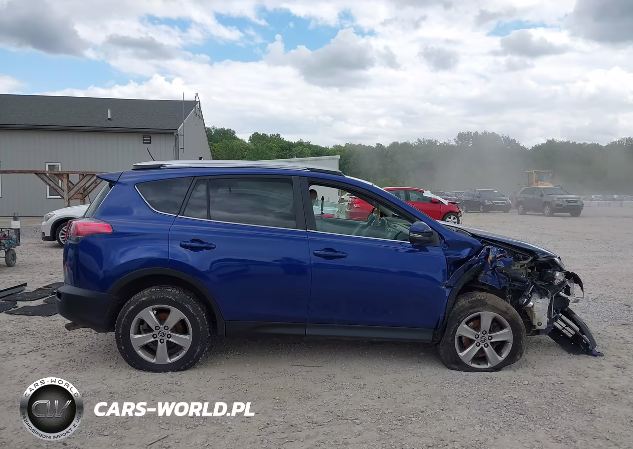 2015 Toyota Rav4 Xle VIN:2T3RFREV1FW281132 - 14