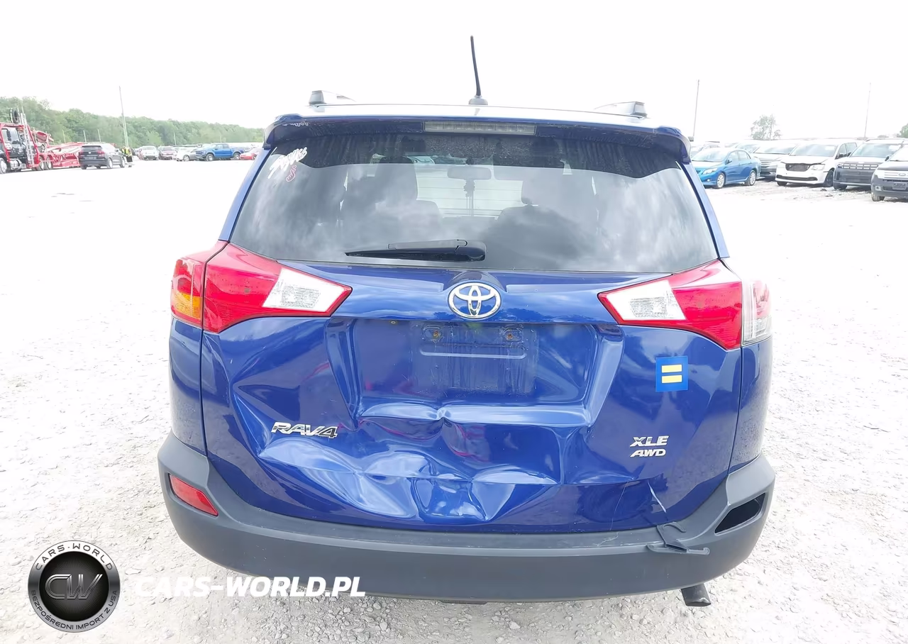 2015 Toyota Rav4 Xle VIN:2T3RFREV1FW281132 - 17