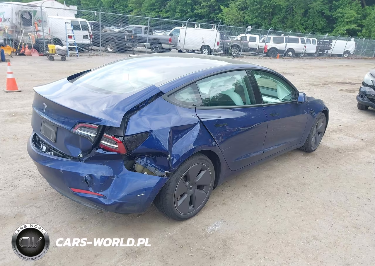 2023 Tesla Model 3 Rear-Wheel Drive VIN:5YJ3E1EA1PF490384 - 4