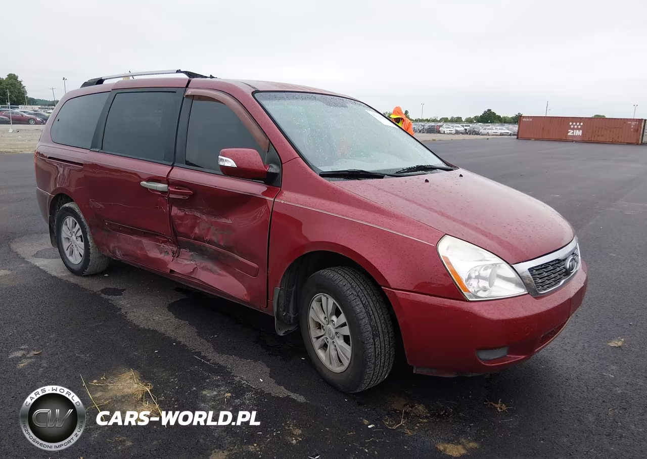 2011 Kia Sedona Lx
