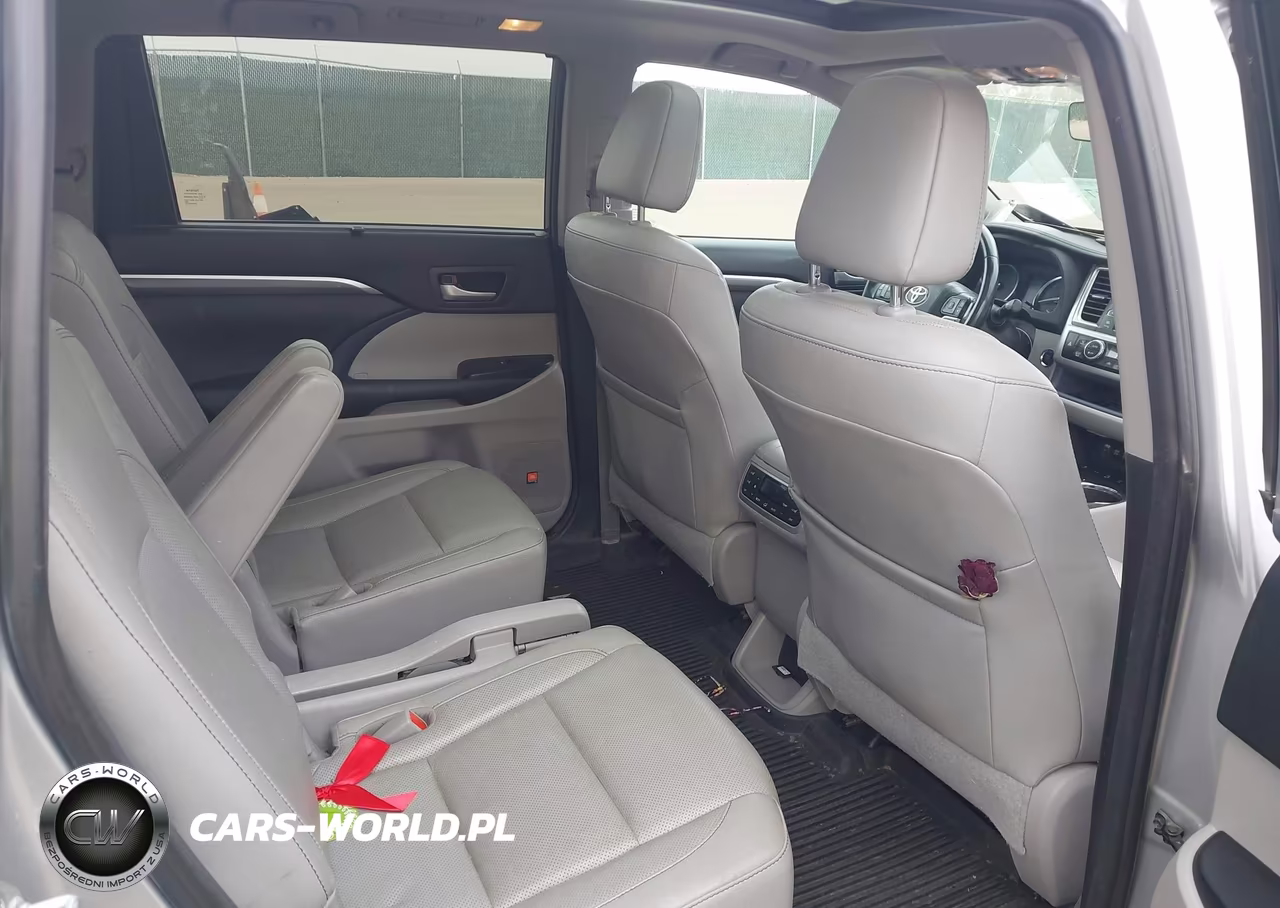 2017 Toyota Highlander Limited Platinum VIN:5TDDZRFH8HS391738 - 8