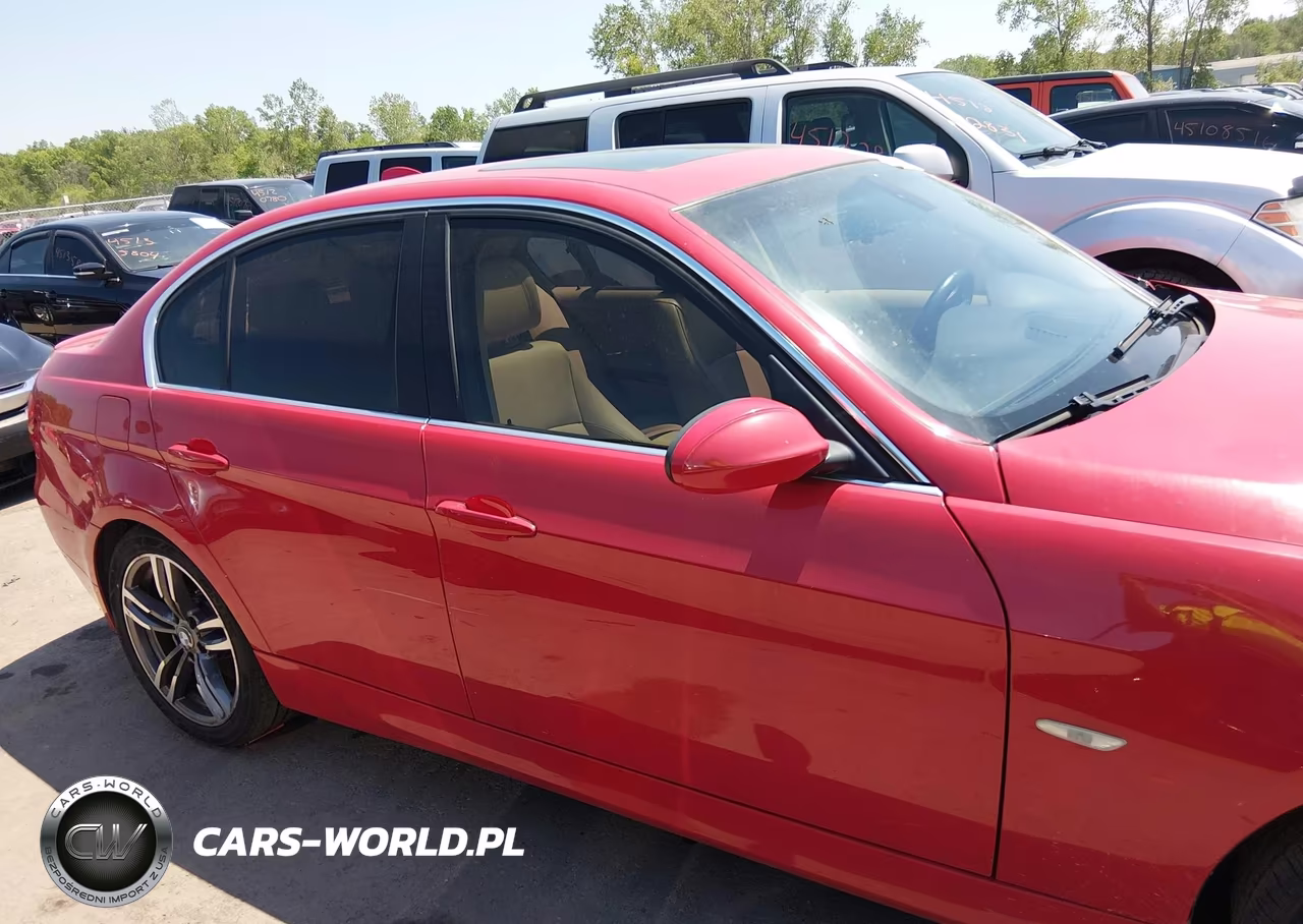 2006 BMW 330Xi VIN:WBAVD33556KL52195 - 13
