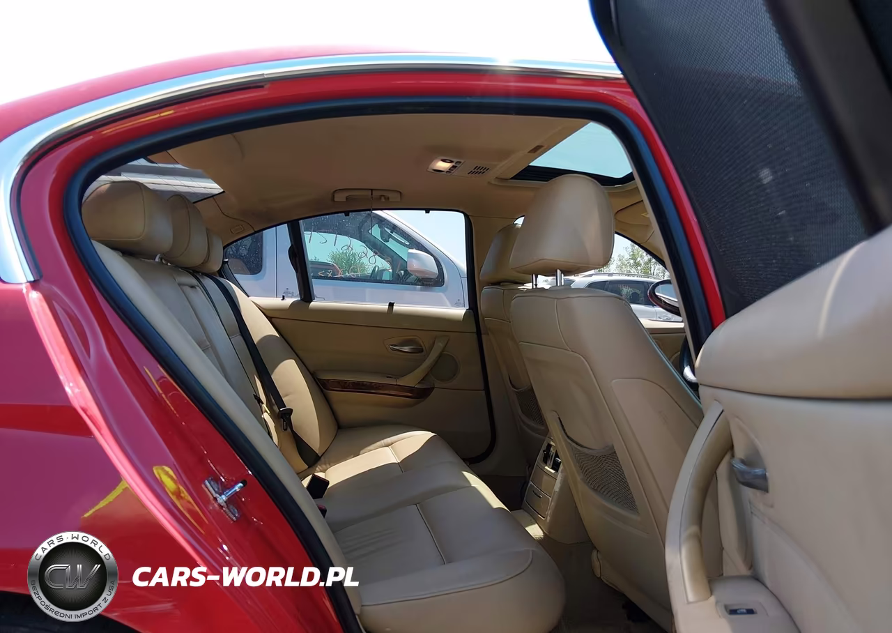 2006 BMW 330Xi VIN:WBAVD33556KL52195 - 8