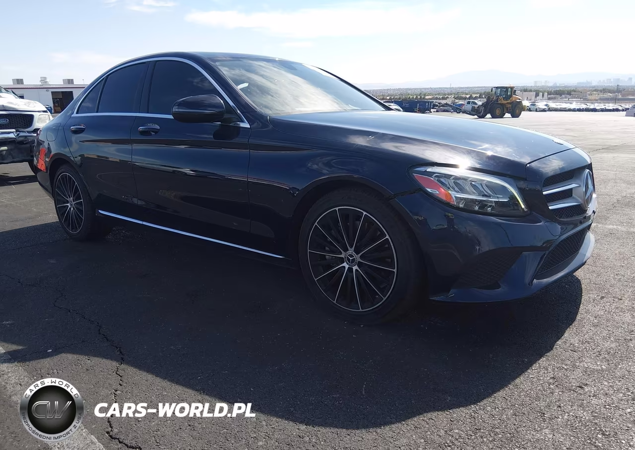 2019 Mercedes-Benz C 300