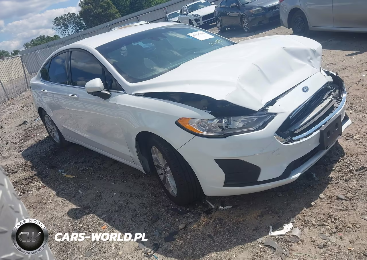 2020 Ford Fusion Se – zdjęcie 1 z 16