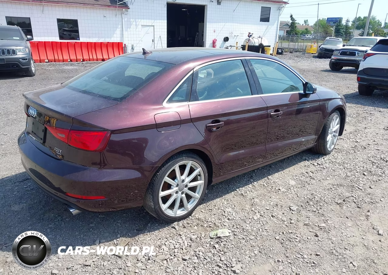 2015 Audi A3 2.0T Premium VIN:WAUEFGFF7F1047888 - 4