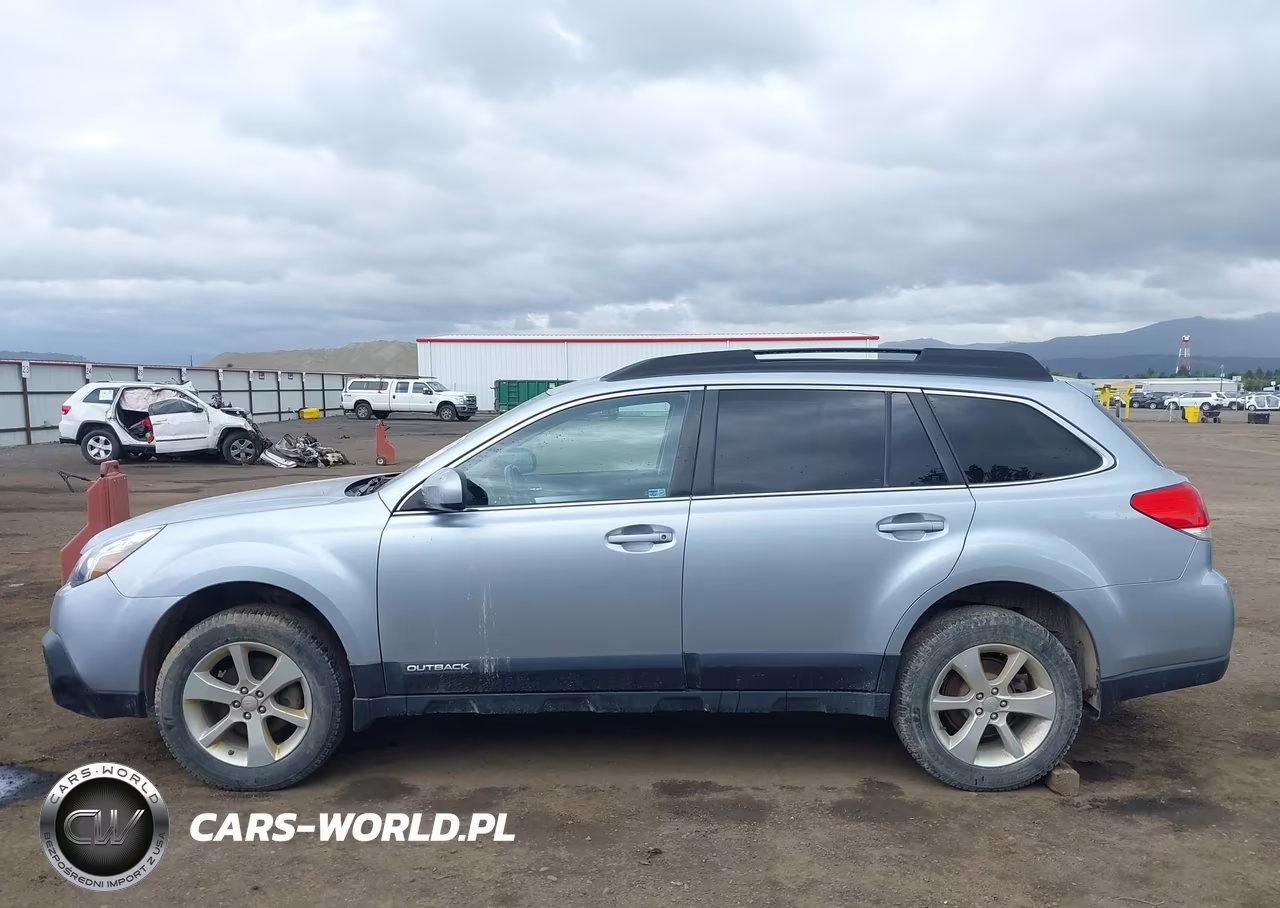 2014 Subaru Outback 2.5I Premium VIN:4S4BRBCC1E3242538 - 14