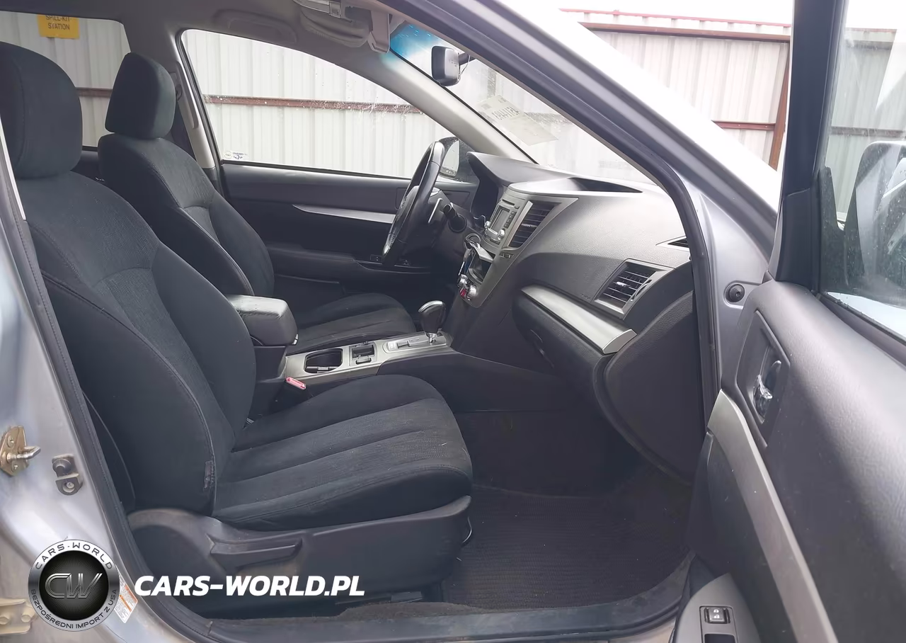 2014 Subaru Outback 2.5I Premium VIN:4S4BRBCC1E3242538 - 5