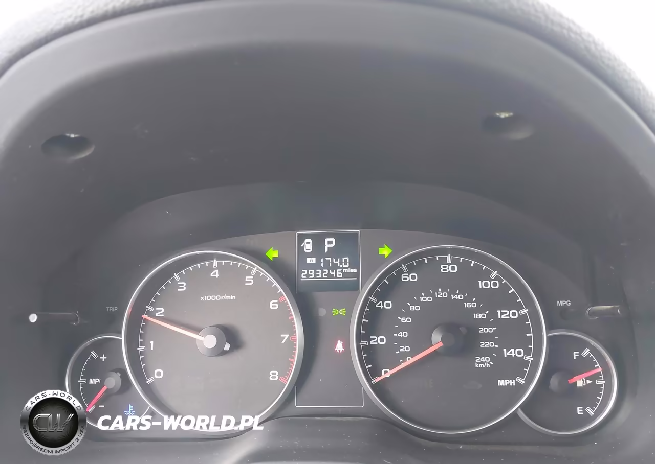 2014 Subaru Outback 2.5I Premium VIN:4S4BRBCC1E3242538 - 7