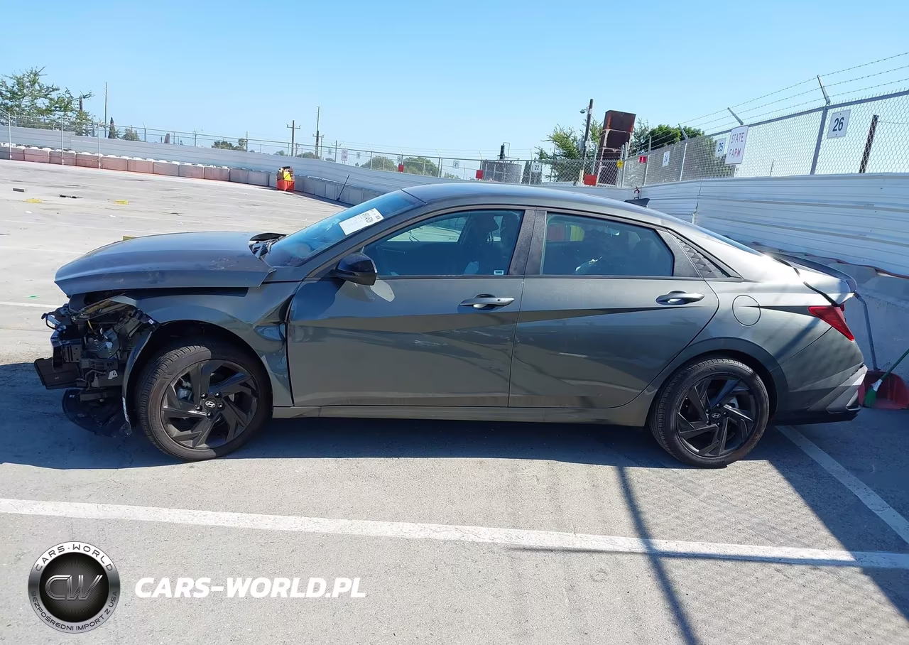 2026 Hyundai Elantra Sel Sport VIN:KMHLM4DG9TU100106 - 15