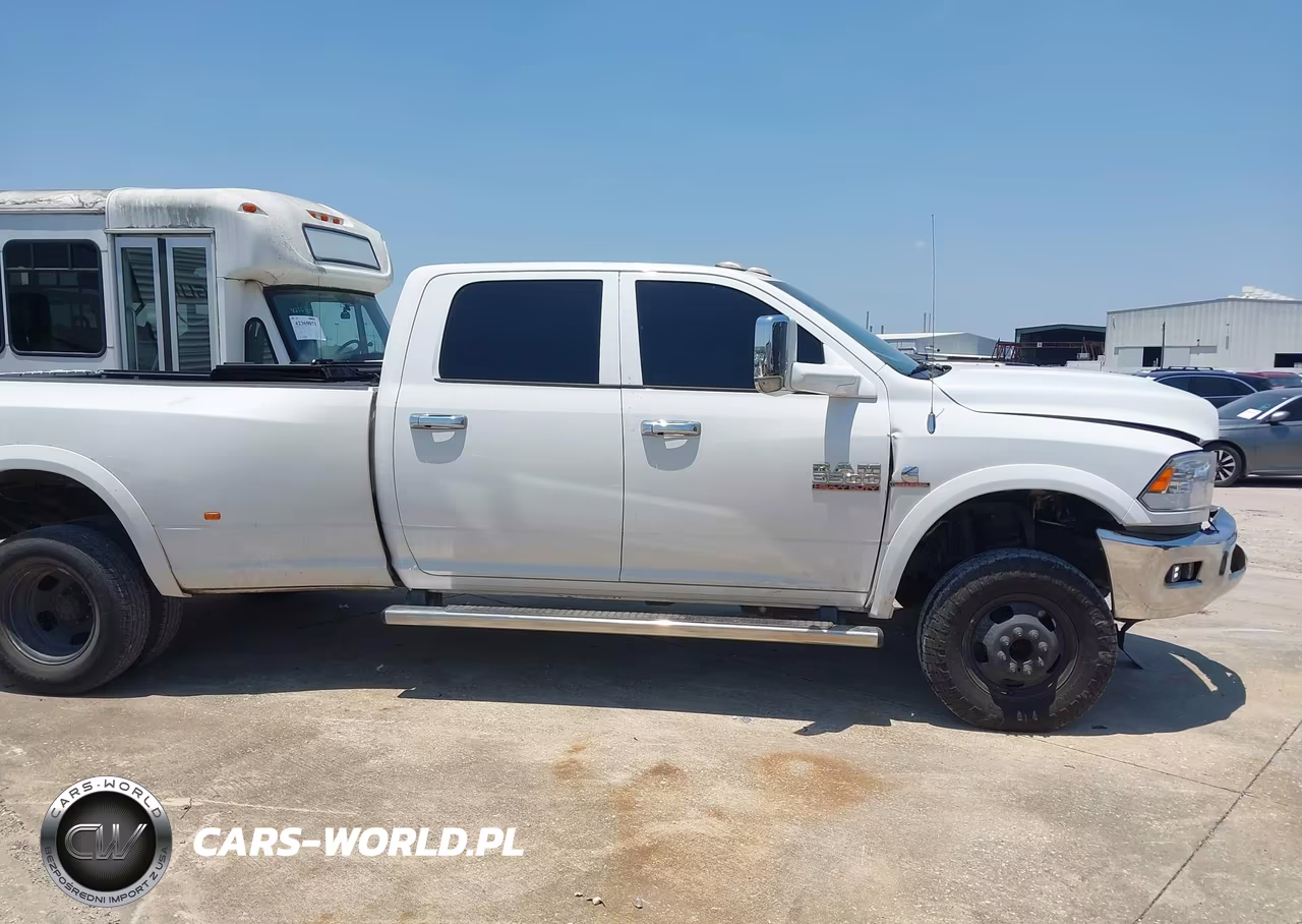 2017 Ram 3500 Tradesman 4X4 8' Box VIN:3C63RRGLXHG751919 - 15