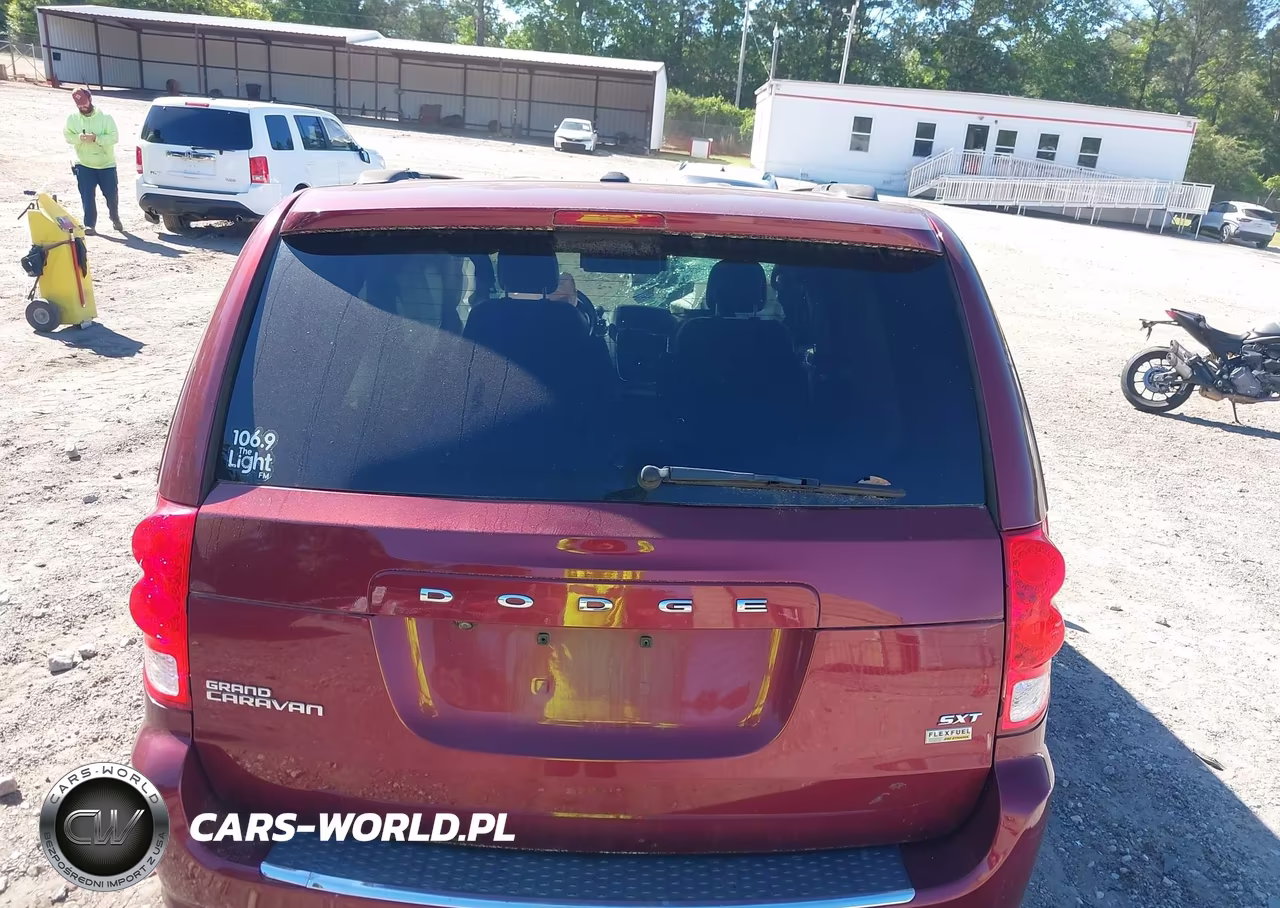 2019 Dodge Grand Caravan Sxt VIN:2C4RDGCG4KR712145 - 16