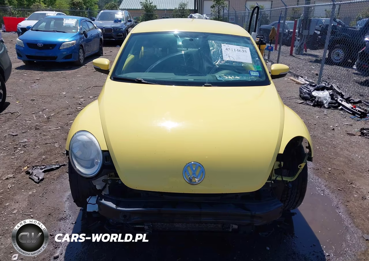2013 Volkswagen Beetle 2.5L VIN:3VWJX7AT8DM681185 - 13