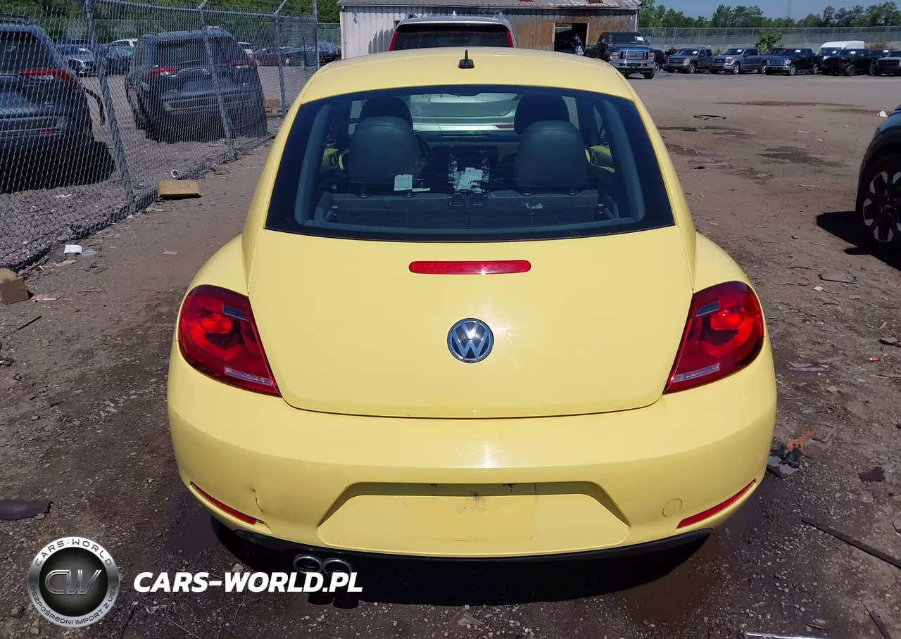 2013 Volkswagen Beetle 2.5L VIN:3VWJX7AT8DM681185 - 17