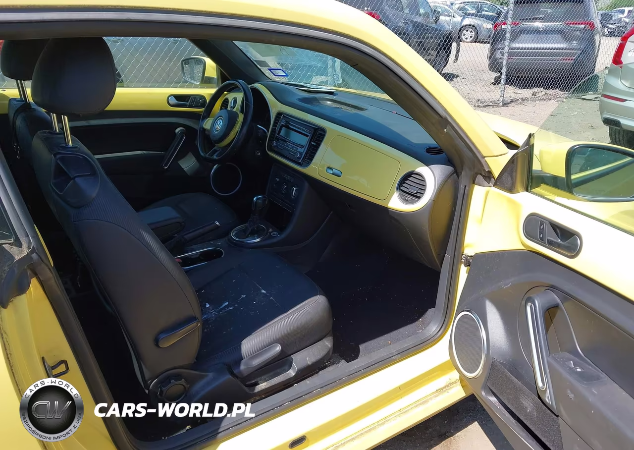 2013 Volkswagen Beetle 2.5L VIN:3VWJX7AT8DM681185 - 5