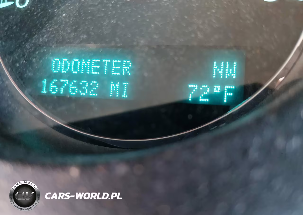 2013 Chevrolet Tahoe Ls VIN:1GNSCAE02DR240061 - 15