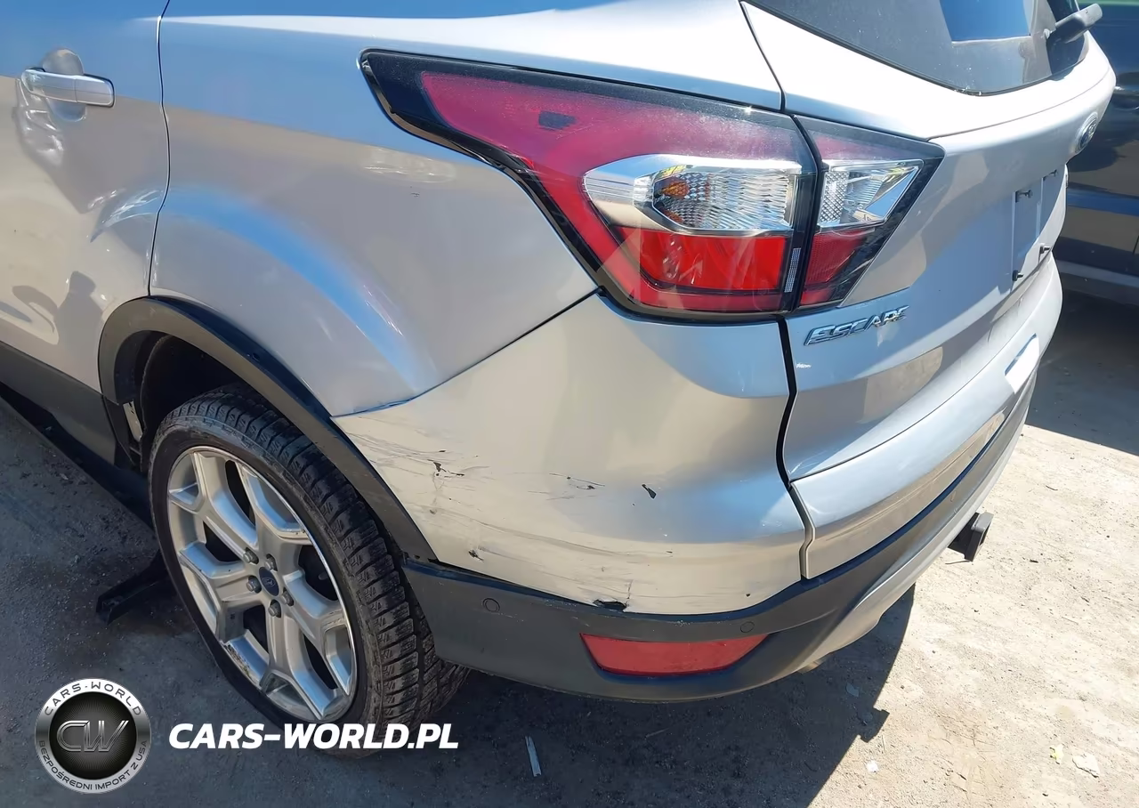 2017 Ford Escape Titanium VIN:1FMCU9J91HUE02502 - 18