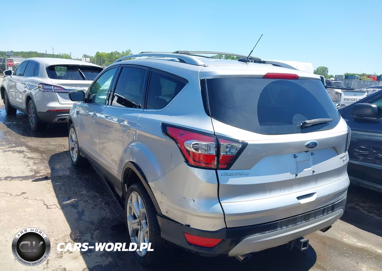 2017 Ford Escape Titanium VIN:1FMCU9J91HUE02502 - 3
