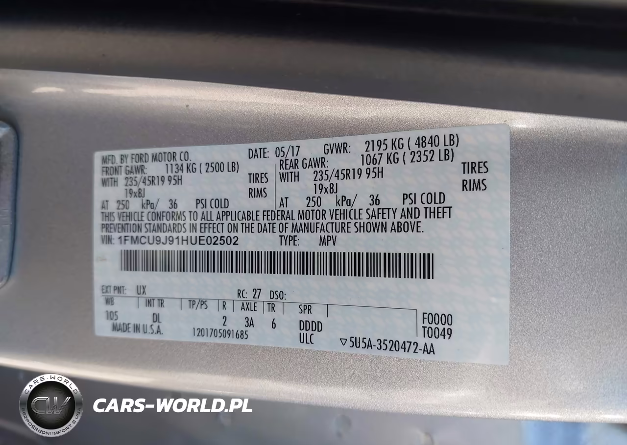 2017 Ford Escape Titanium VIN:1FMCU9J91HUE02502 - 9
