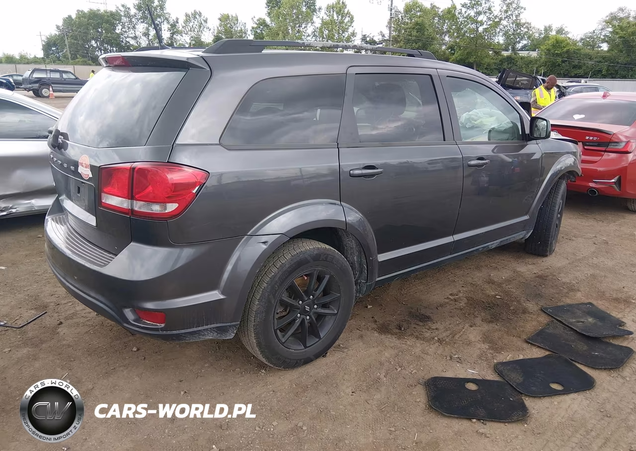 2019 Dodge Journey Se VIN:3C4PDCBB3KT874819 - 4