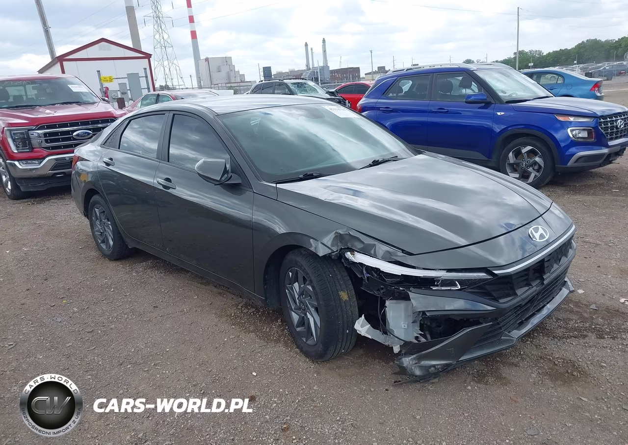 2024 Hyundai Elantra Sel – zdjęcie 1 z 16