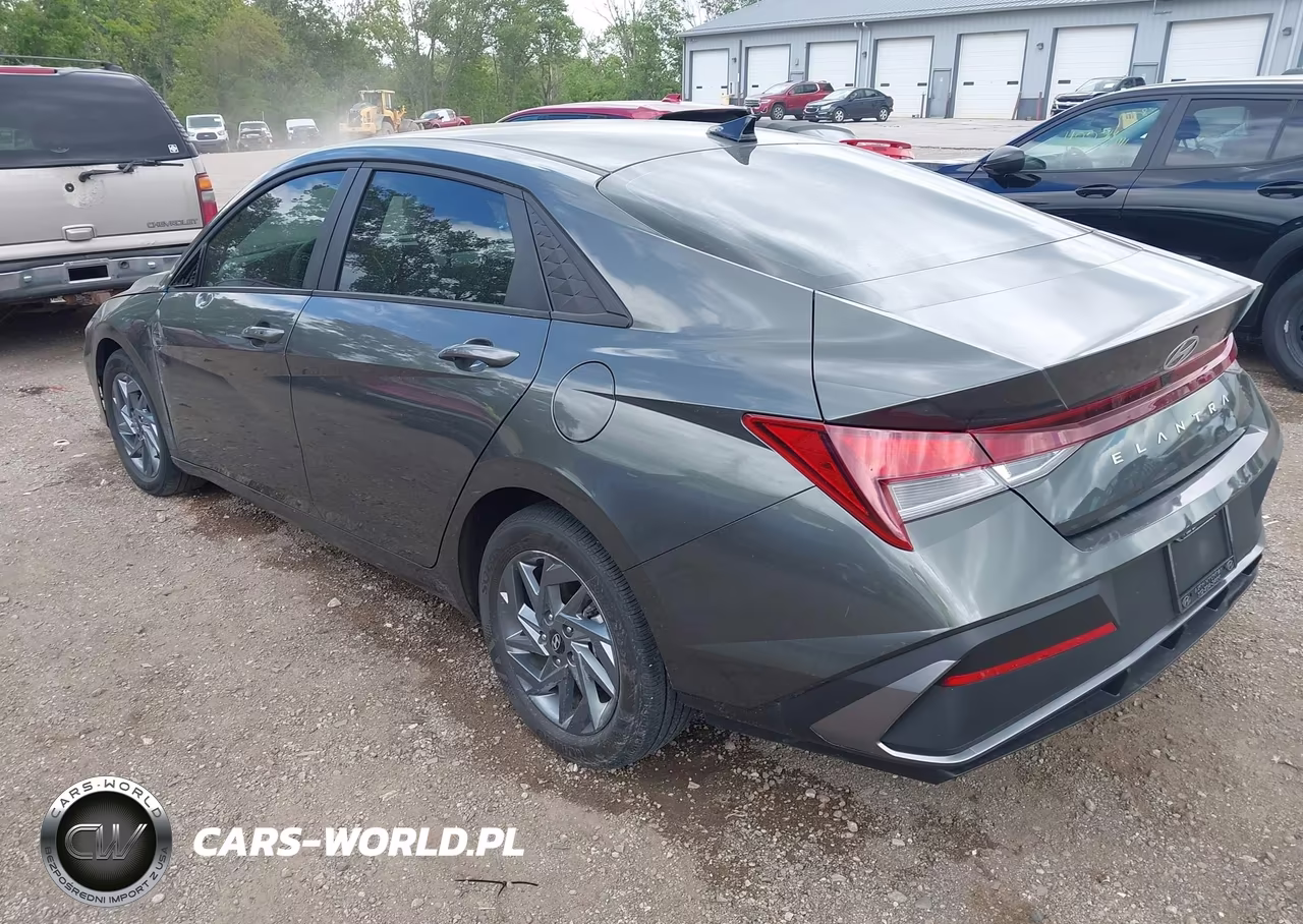 2024 Hyundai Elantra Sel VIN:KMHLM4DG4RU785026 - 3