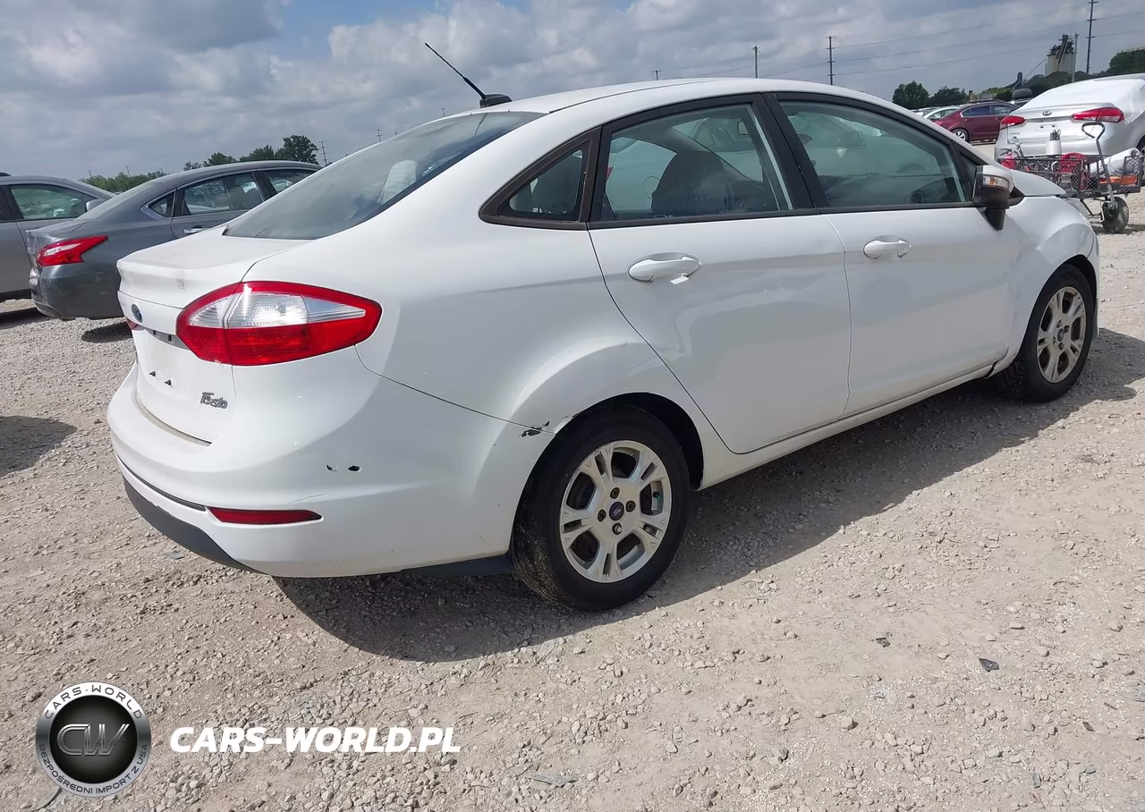 2014 Ford Fiesta Se VIN:3FADP4BJ2EM202861 - 4
