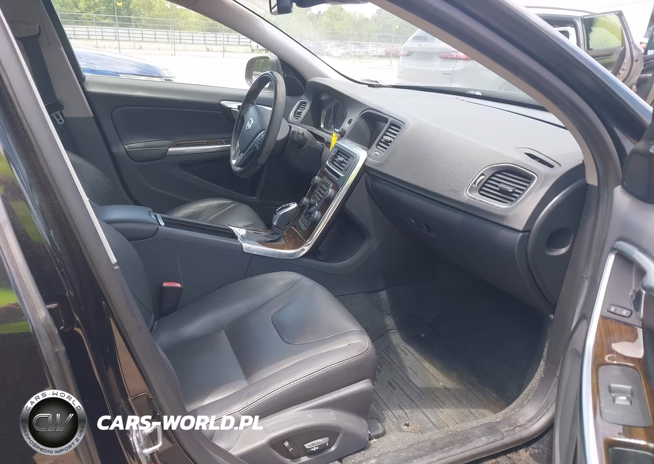 2015 Volvo S60 T5 Premier VIN:YV126MFB9F2300473 - 5