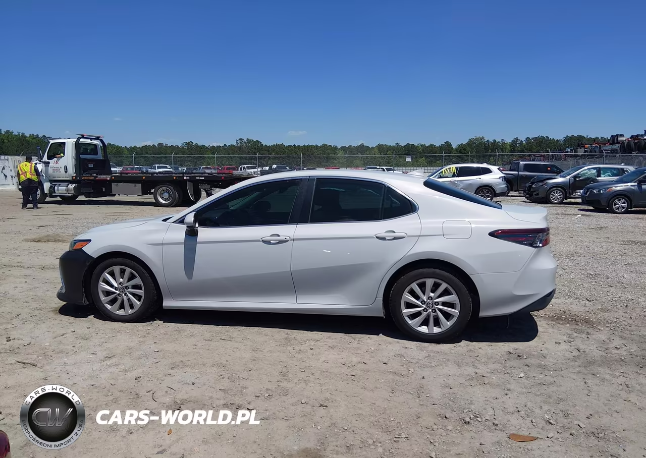 2023 Toyota Camry Le VIN:4T1C11AK3PU085771 - 14