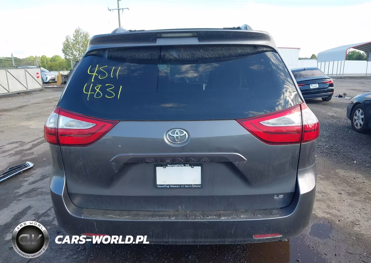 2017 Toyota Sienna Le 8 Passenger VIN:5TDKZ3DC3HS824149 - 17