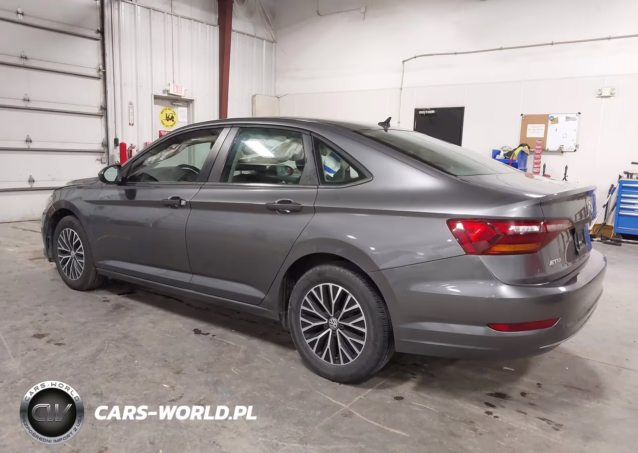2019 Volkswagen Jetta VIN:3VWC57BU6KM188429 - 3