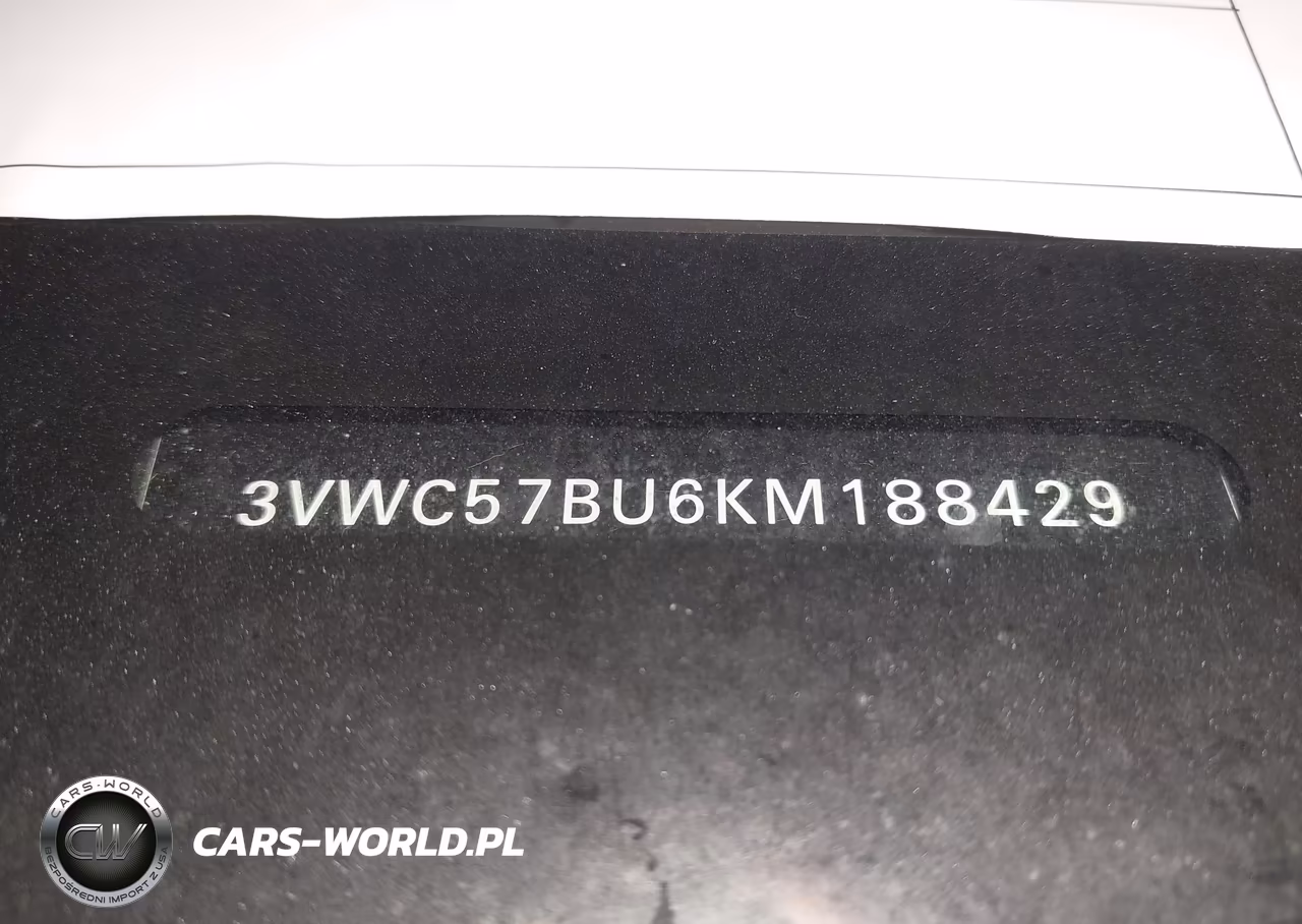 2019 Volkswagen Jetta VIN:3VWC57BU6KM188429 - 9