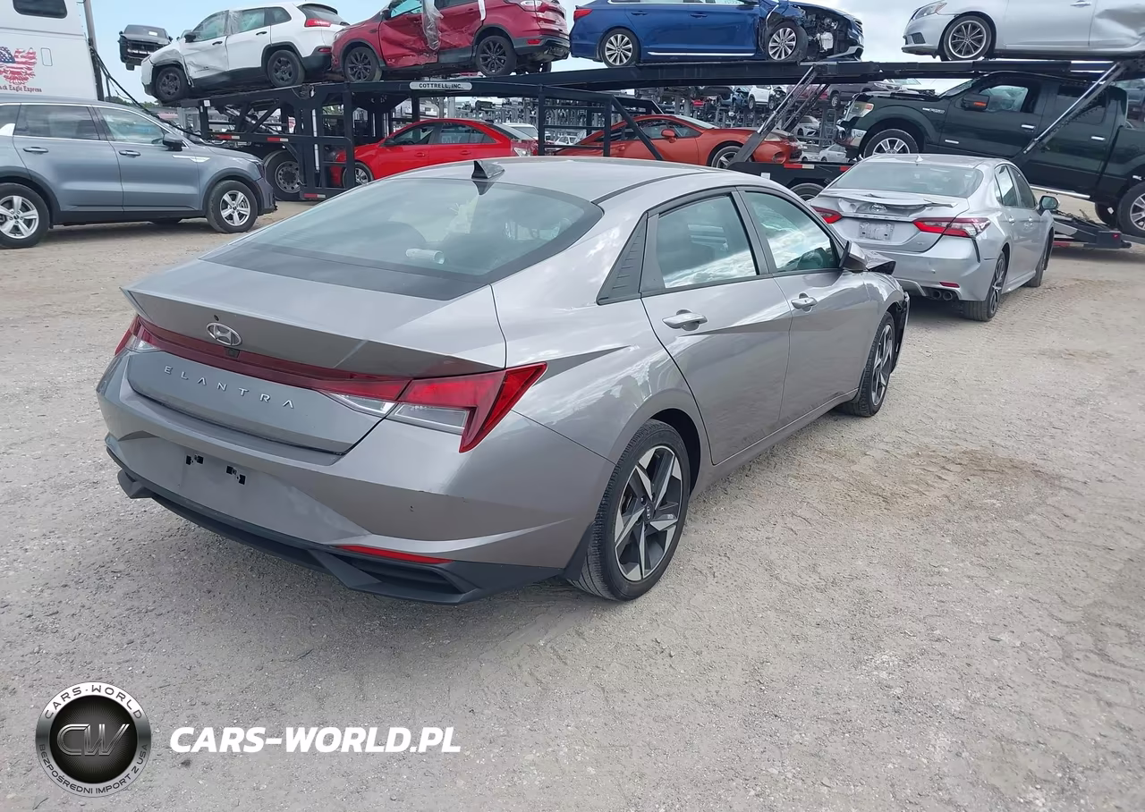 2023 Hyundai Elantra Sel VIN:KMHLS4AG1PU614791 - 4