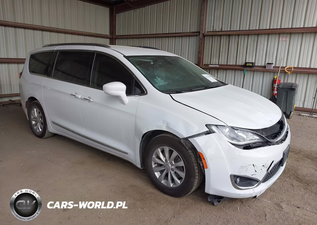 2018 Chrysler Pacifica Touring L