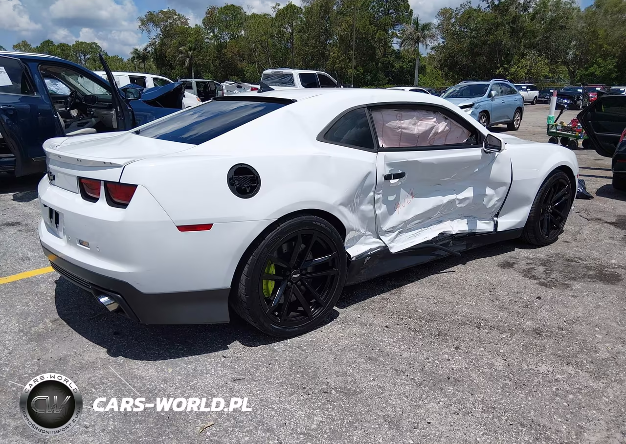 2010 Chevrolet Camaro 2Ss VIN:2G1FK1EJ1A9152252 - 4
