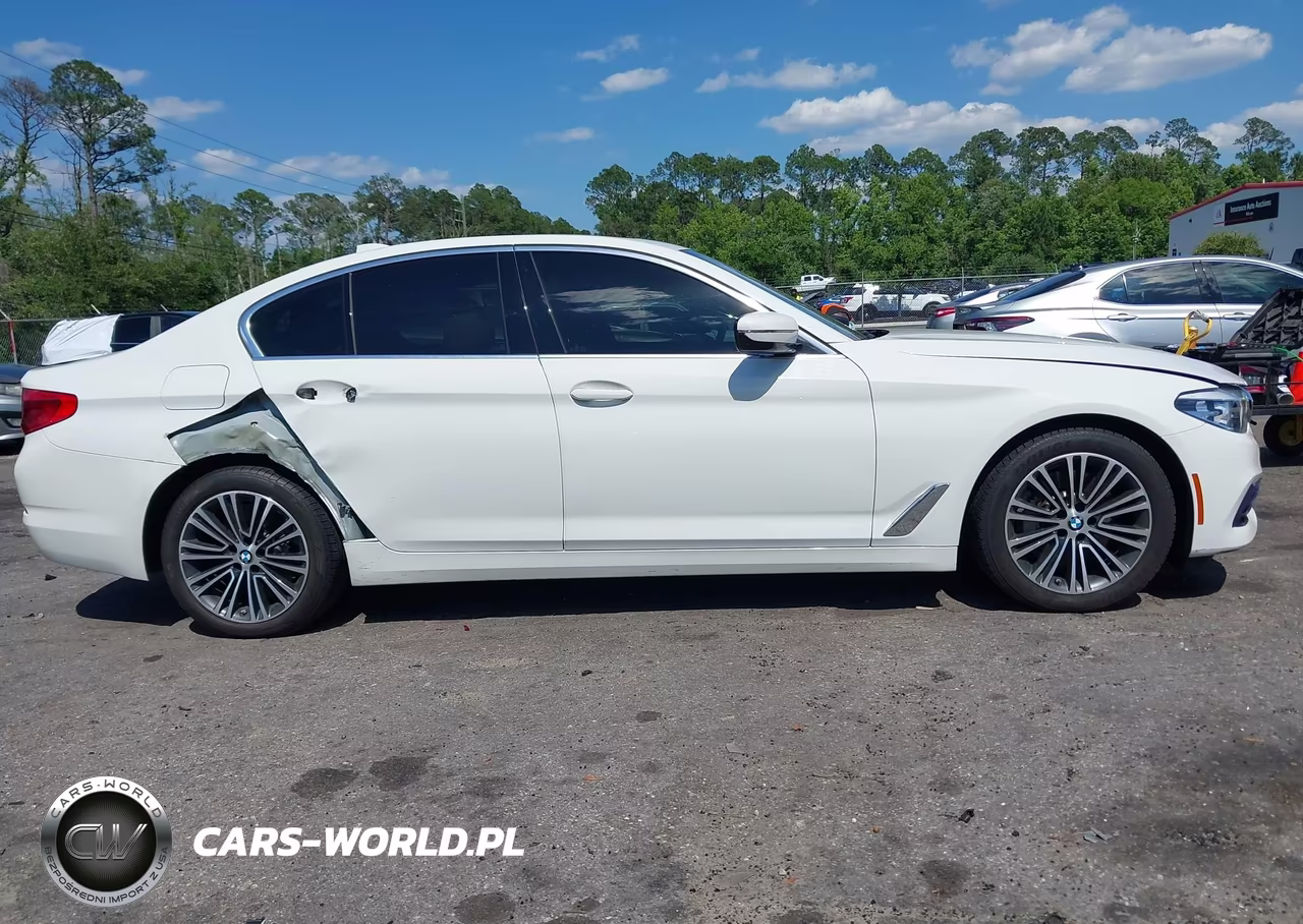2019 BMW 540I xDrive VIN:WBAJE7C59KWW38413 - 13