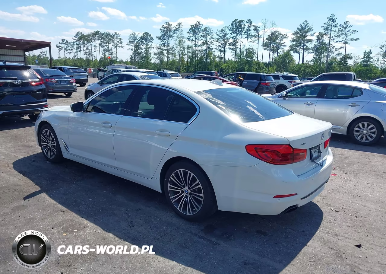 2019 BMW 540I xDrive VIN:WBAJE7C59KWW38413 - 3