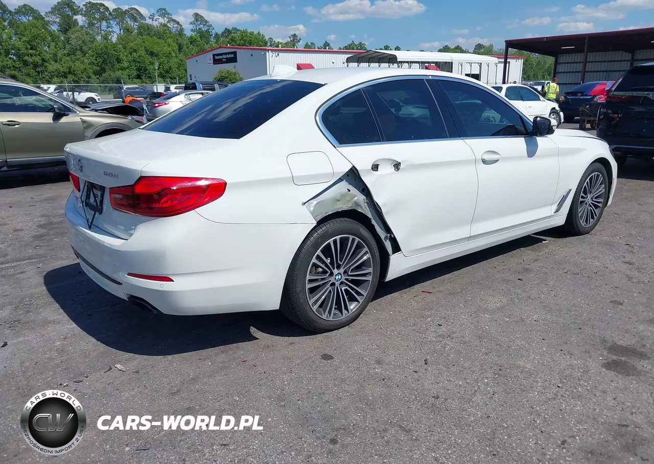 2019 BMW 540I xDrive VIN:WBAJE7C59KWW38413 - 4