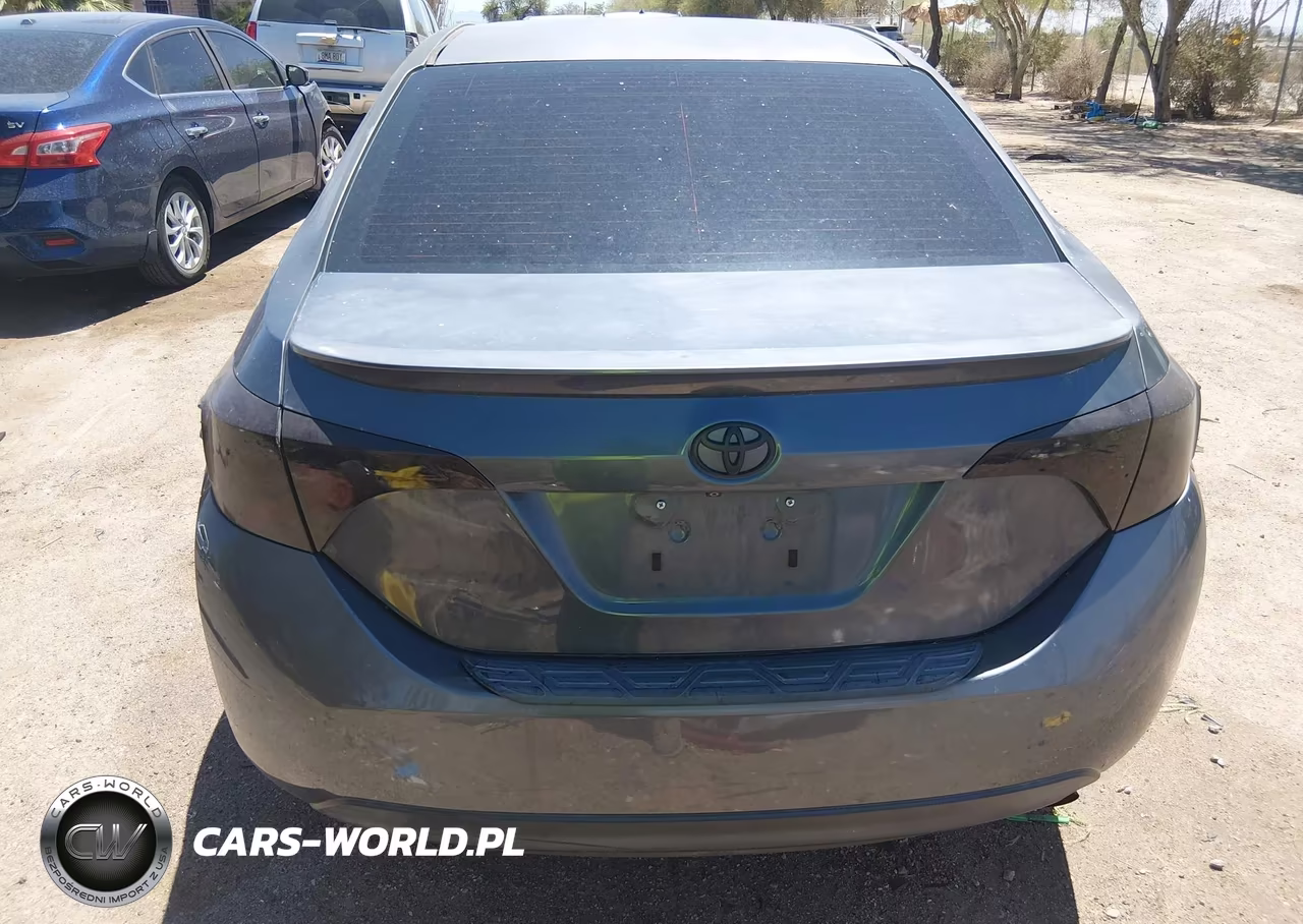 2015 Toyota Corolla Le Eco Plus VIN:5YFBPRHE4FP238151 - 16