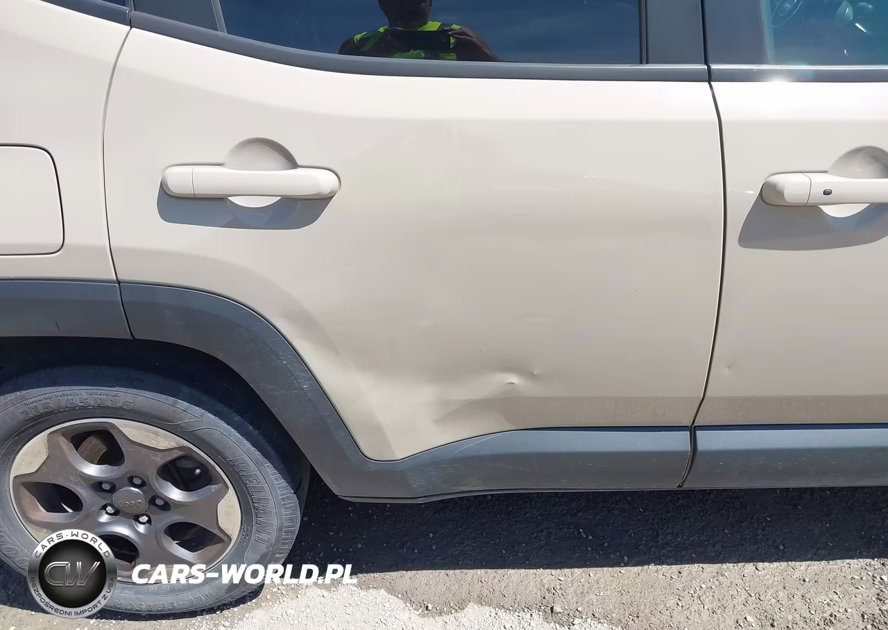 2016 Jeep Renegade Sport VIN:ZACCJAAT7GPD71203 - 18