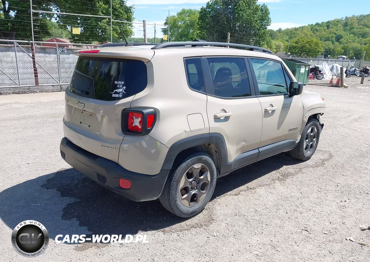 2016 Jeep Renegade Sport VIN:ZACCJAAT7GPD71203 - 4