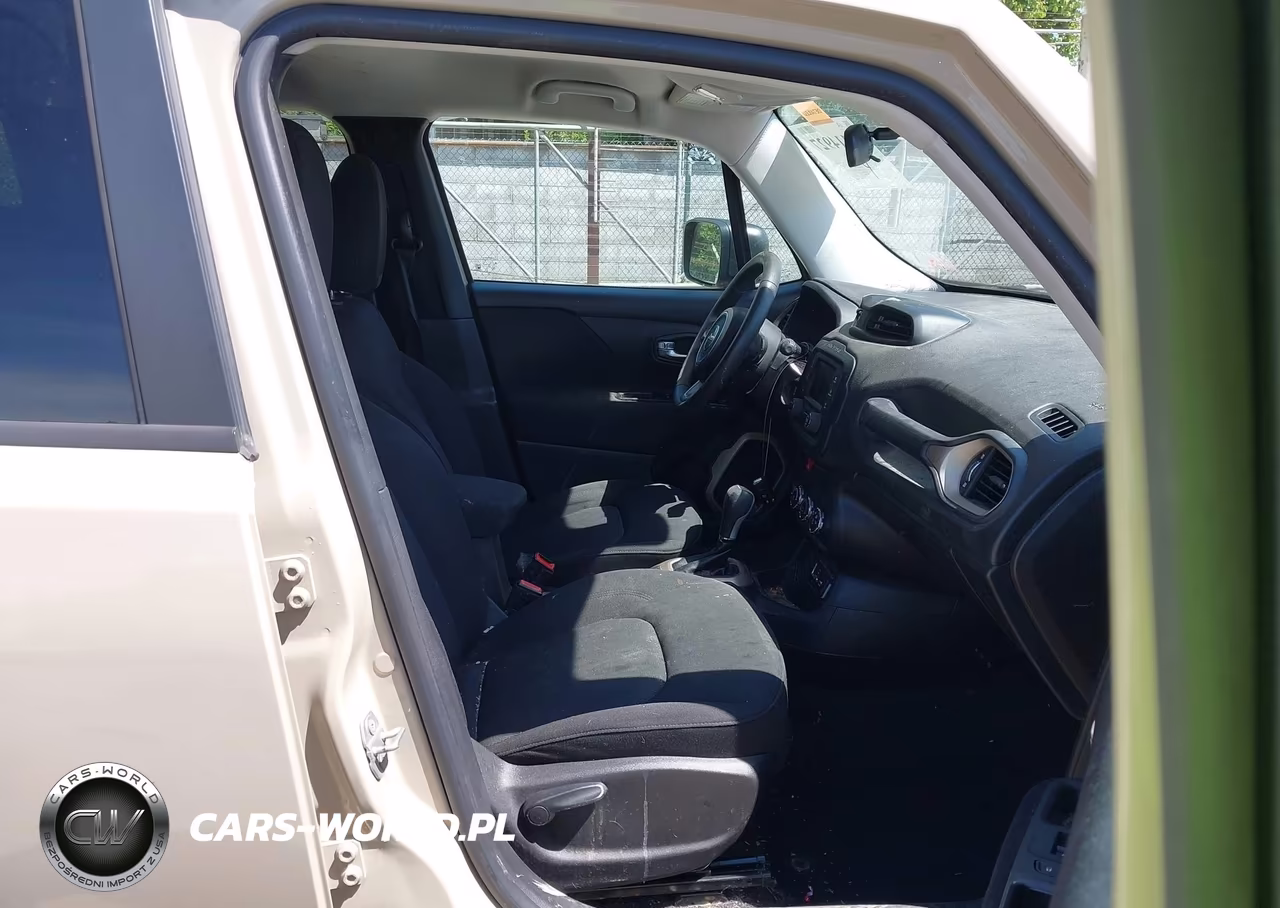 2016 Jeep Renegade Sport VIN:ZACCJAAT7GPD71203 - 5