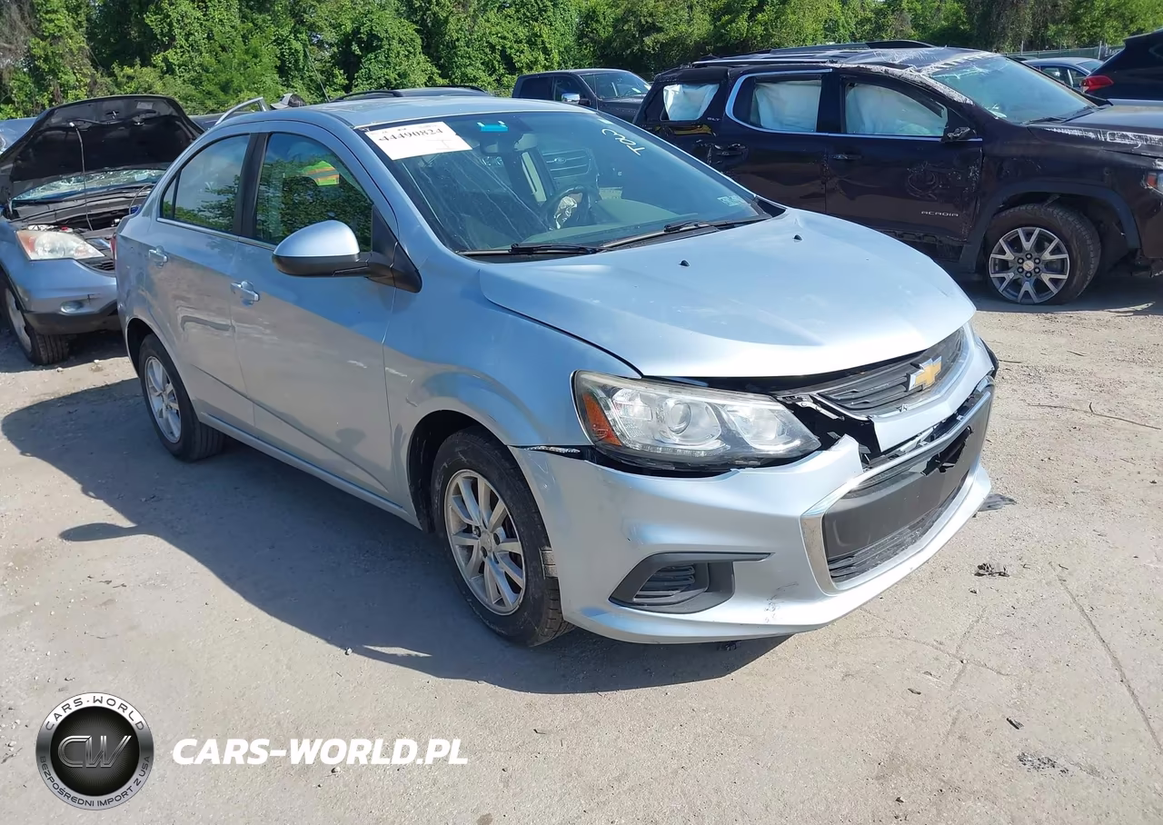 Główne zdjęcie 2017 Chevrolet Sonic Lt Auto