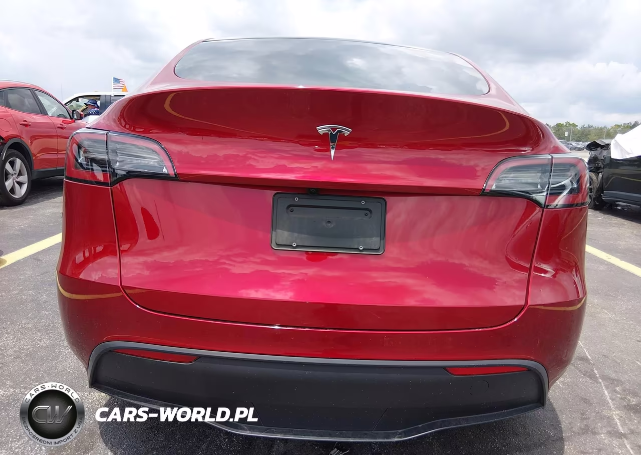 2025 Tesla Model Y Long Range Dual Motor Rear-Wheel Drive VIN:7SAYGDED1SA349206 - 15