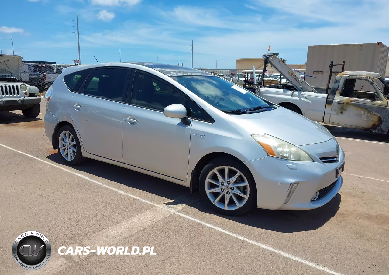 Główne zdjęcie 2014 Toyota Prius V Five-Three-Two