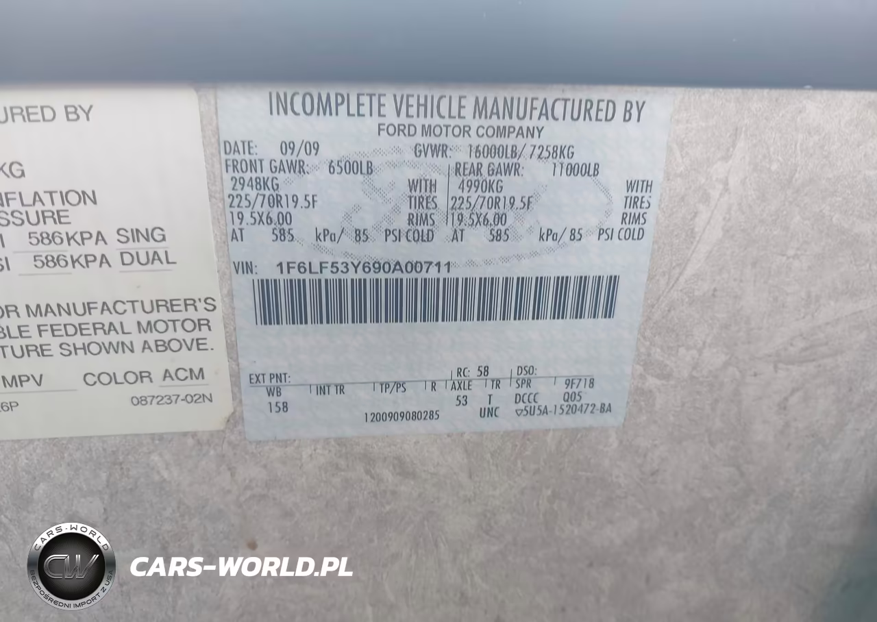2009 Ford F550 Super Duty Stripped Chass VIN:1F6LF53Y690A00711 - 9