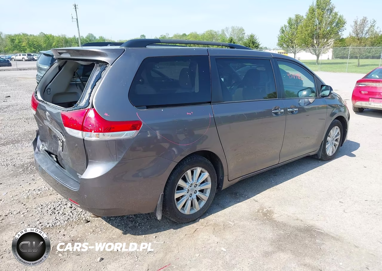 2014 Toyota Sienna Xle 7 Passenger VIN:5TDDK3DC7ES071993 - 4