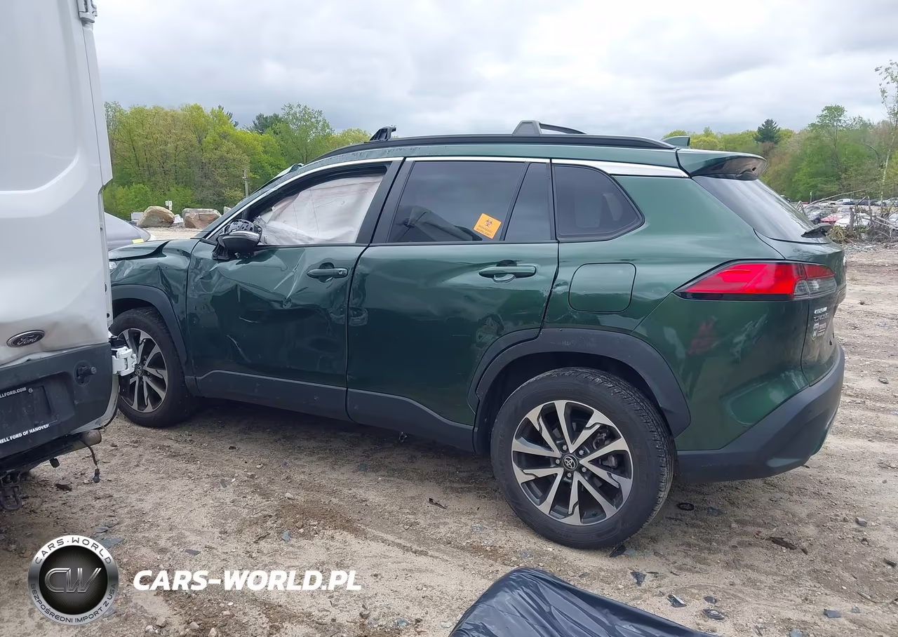 2022 Toyota Corolla Cross Xle VIN:7MUDAABG1NV014479 - 13